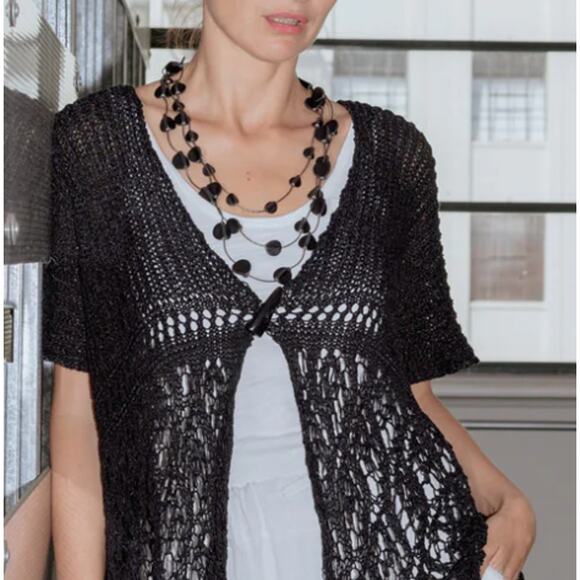 Outfit Petite JPR Black Floral Crochet Short Sleeve Cardigan Petite - Picture 8 of 9